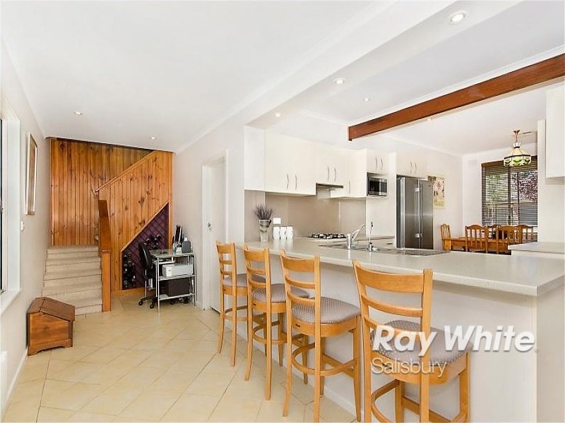3 Snowy Drive, Valley View SA 5093