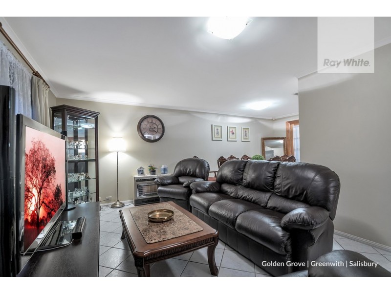 6 Hall Crescent, Burton SA 5110