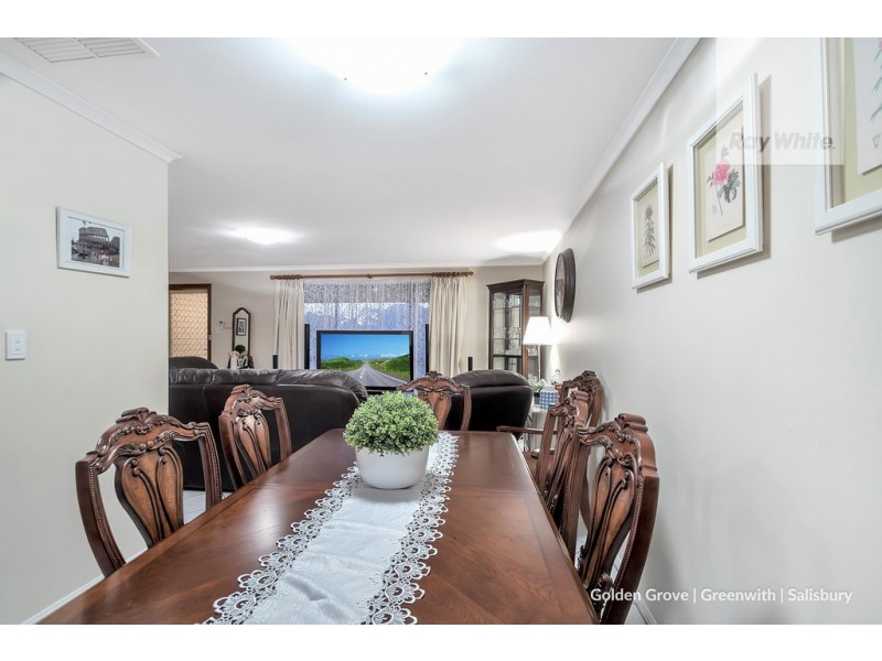 6 Hall Crescent, Burton SA 5110