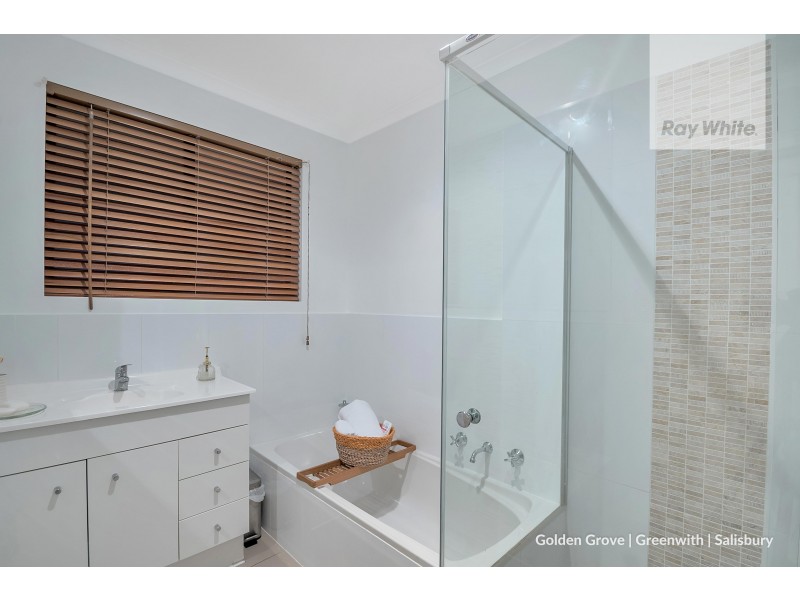 6 Hall Crescent, Burton SA 5110