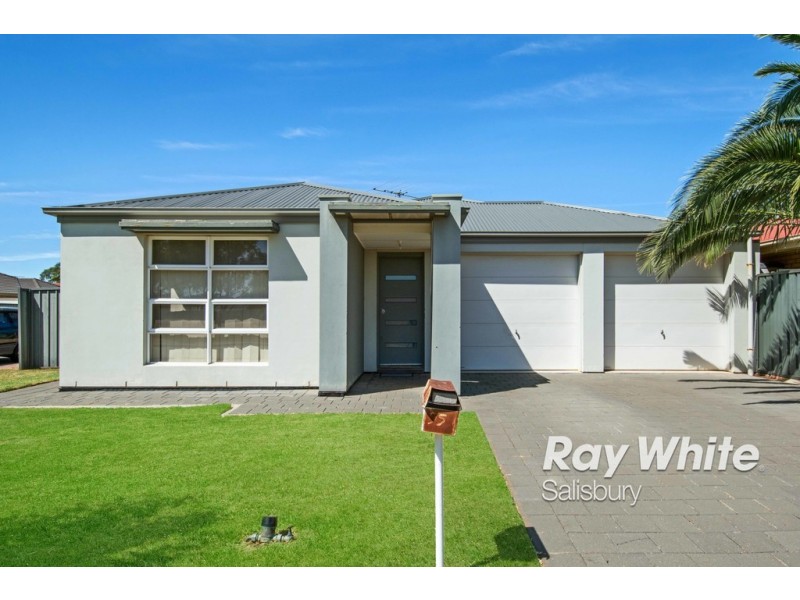 55 Lakeside Drive, Andrews Farm SA 5114