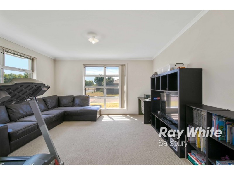 55 Lakeside Drive, Andrews Farm SA 5114