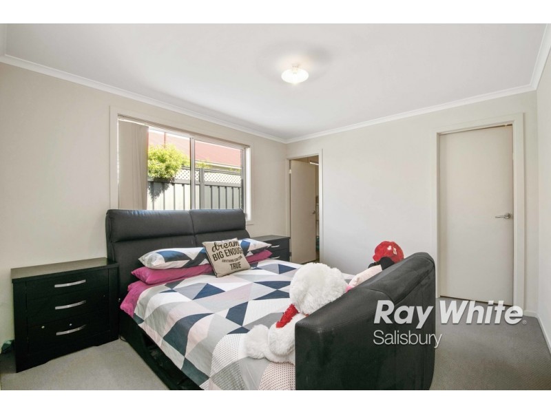 55 Lakeside Drive, Andrews Farm SA 5114