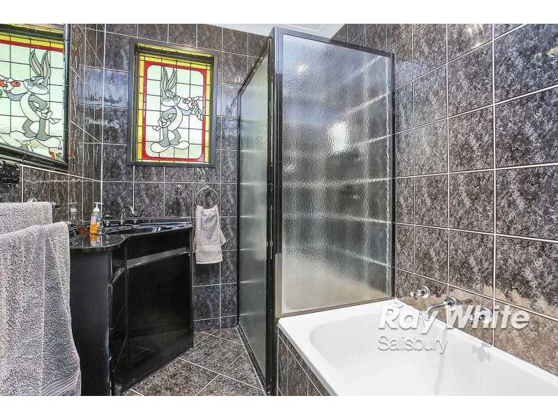 28 Cawarra Crescent, Paralowie SA 5108
