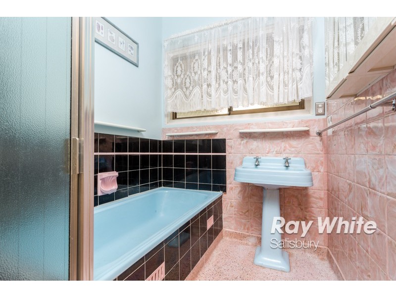 5 Coach Street, Salisbury East SA 5109