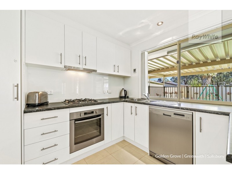 24 Chartwell Crescent, Paralowie SA 5108