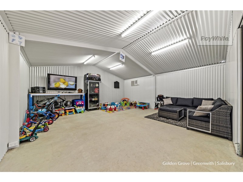 24 Chartwell Crescent, Paralowie SA 5108