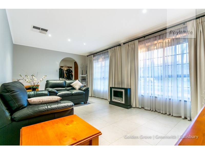 10 Mews Court, Gulfview Heights SA 5096