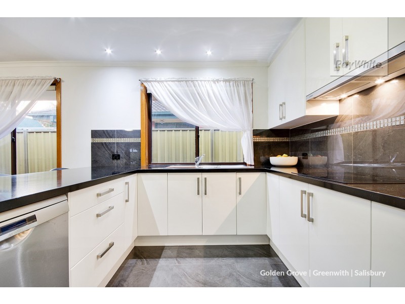 36 Brisbane Drive, Salisbury Heights SA 5109