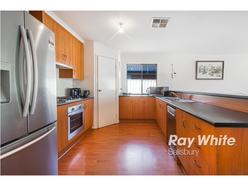 9 Don Street, Salisbury Downs SA 5108