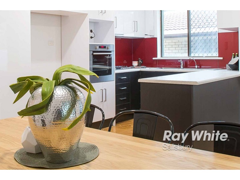 60 Heather Drive, Ridgehaven SA 5097