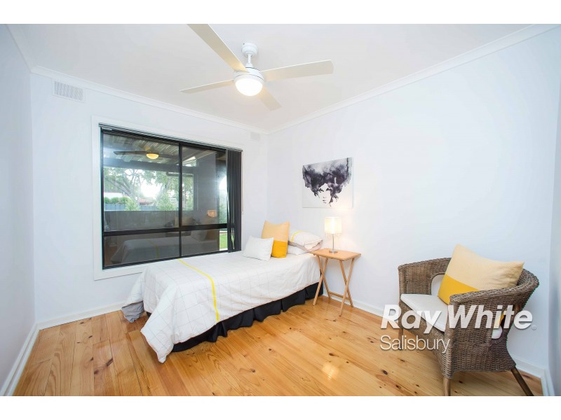 60 Heather Drive, Ridgehaven SA 5097