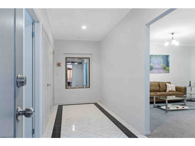 16 Stockade Drive, Walkley Heights SA 5098