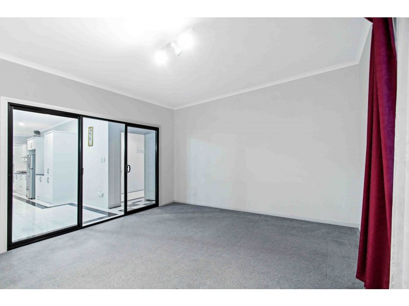 16 Stockade Drive, Walkley Heights SA 5098