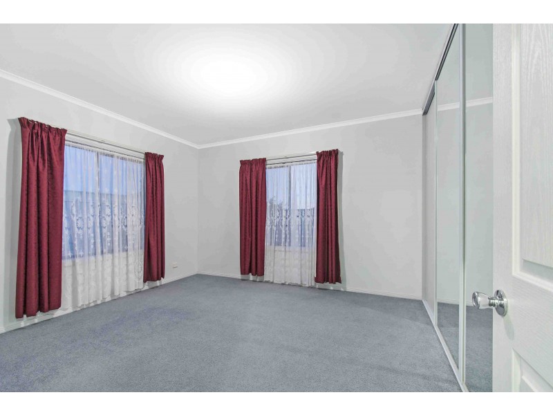 16 Stockade Drive, Walkley Heights SA 5098