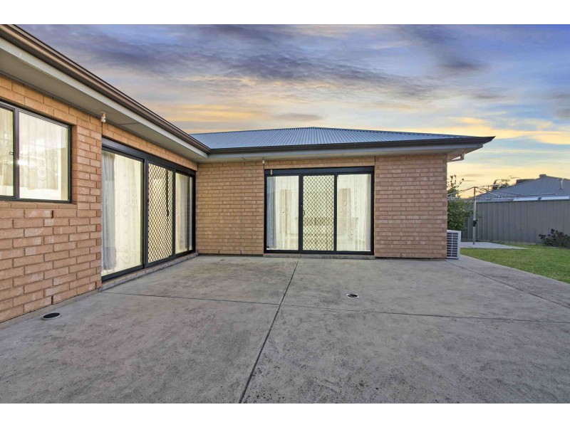 16 Stockade Drive, Walkley Heights SA 5098