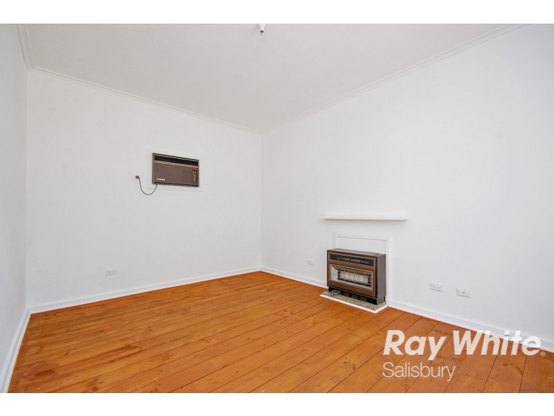 24 Hewitt Road, Elizabeth South SA 5112