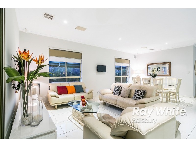 27 Rollings Way, Blakeview SA 5114