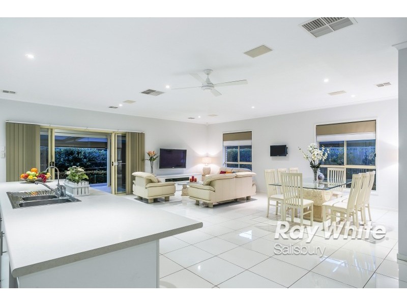 27 Rollings Way, Blakeview SA 5114
