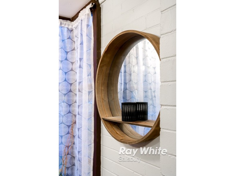 215 Main North Road, Elizabeth Grove SA 5112