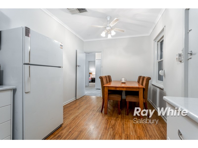 215 Main North Road, Elizabeth Grove SA 5112