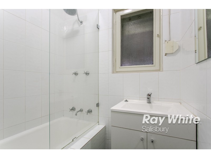 215 Main North Road, Elizabeth Grove SA 5112