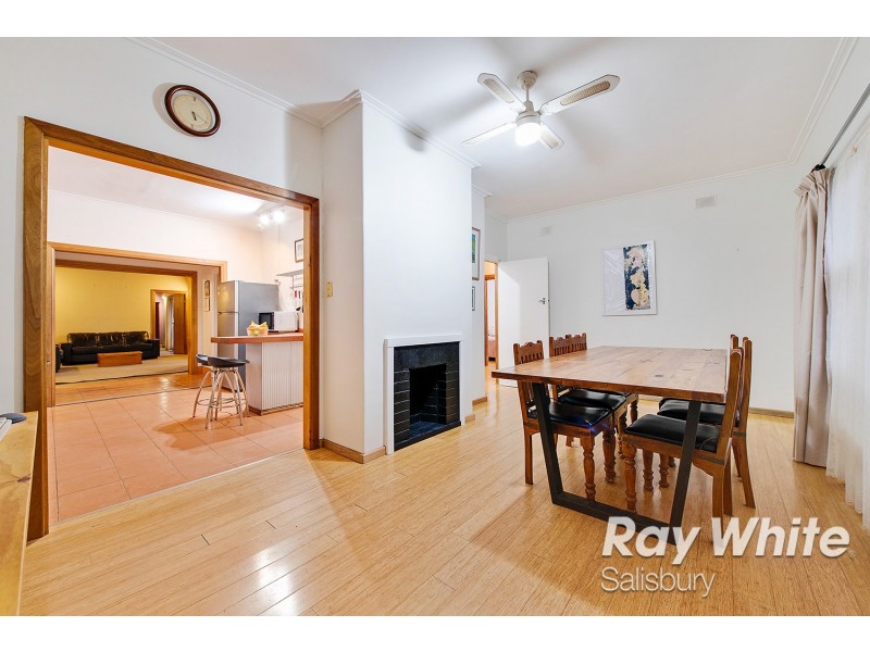 4 Durdin Road, Elizabeth Vale SA 5112