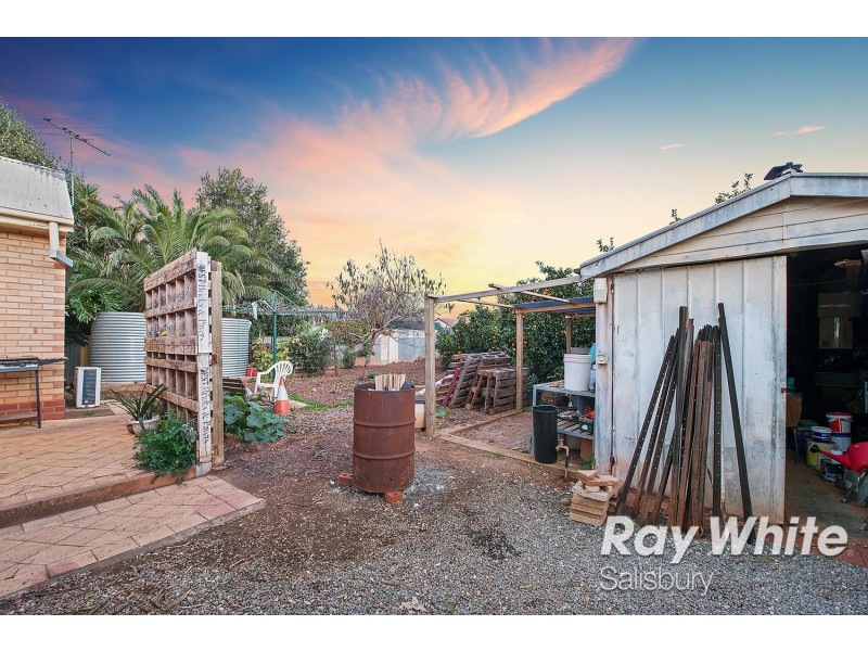 4 Durdin Road, Elizabeth Vale SA 5112