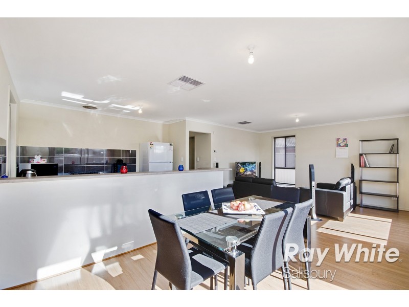 49 Johnston Road, Elizabeth Downs SA 5113