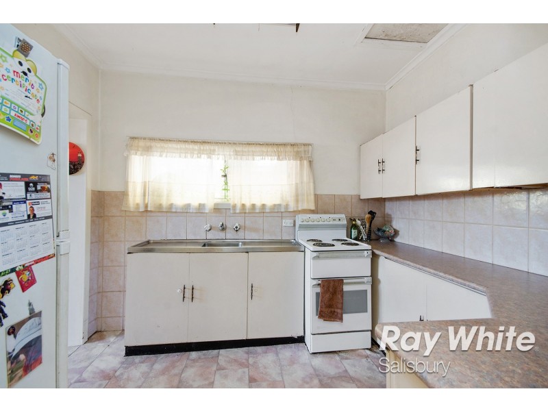 225 Main North Road, Elizabeth Grove SA 5112