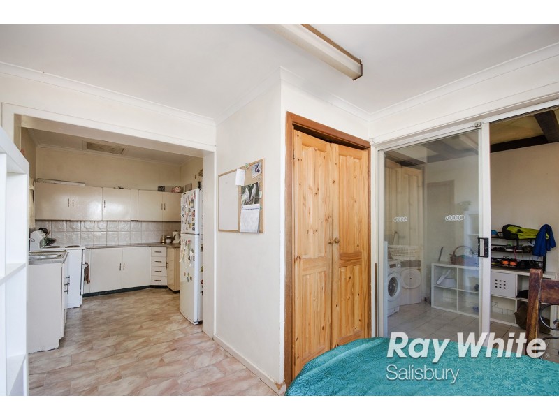225 Main North Road, Elizabeth Grove SA 5112