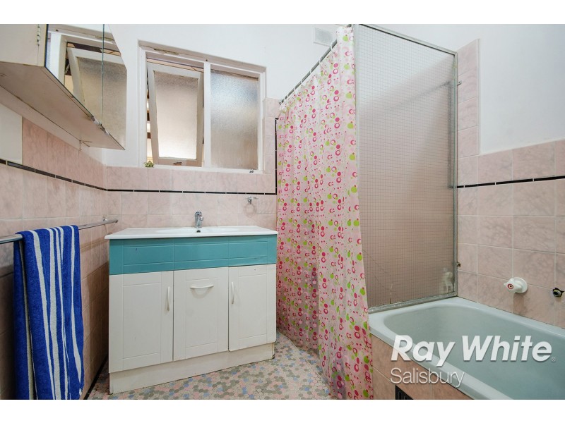 225 Main North Road, Elizabeth Grove SA 5112