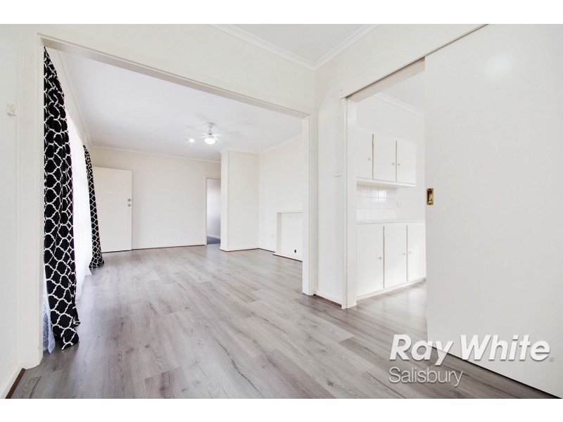 13 Barker Crescent, Smithfield Plains SA 5114