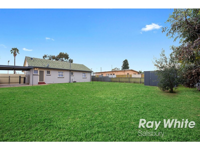 13 Barker Crescent, Smithfield Plains SA 5114