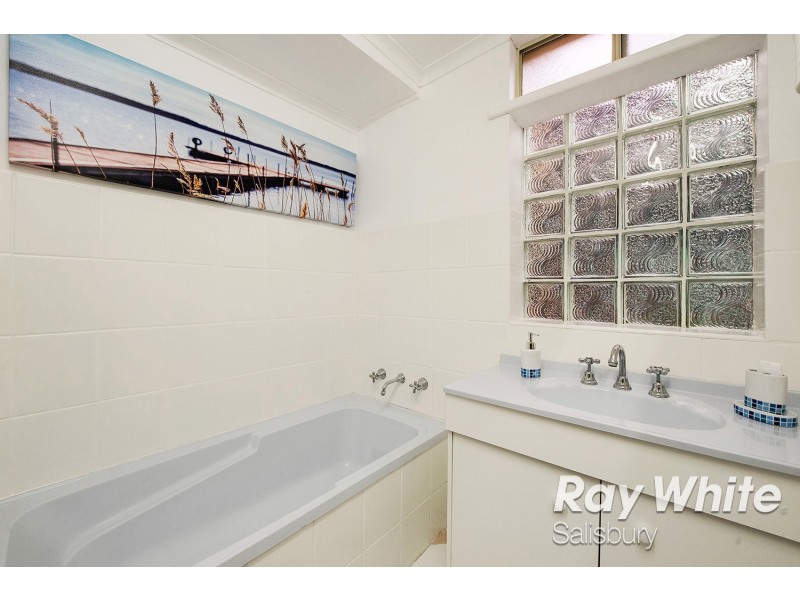 8 Dolphin Street, Elizabeth East SA 5112