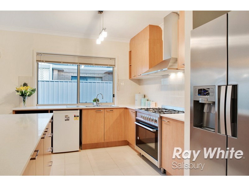 8 Xavier Place, Parafield Gardens SA 5107