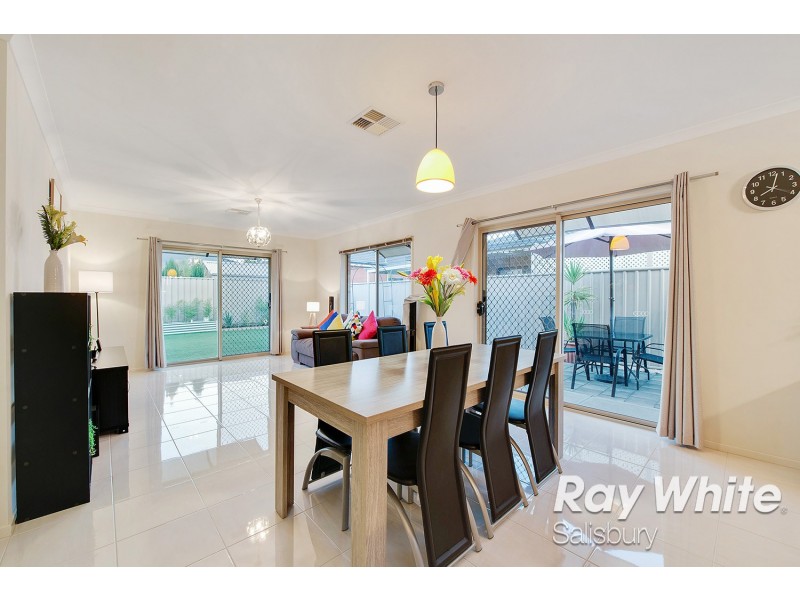 8 Xavier Place, Parafield Gardens SA 5107