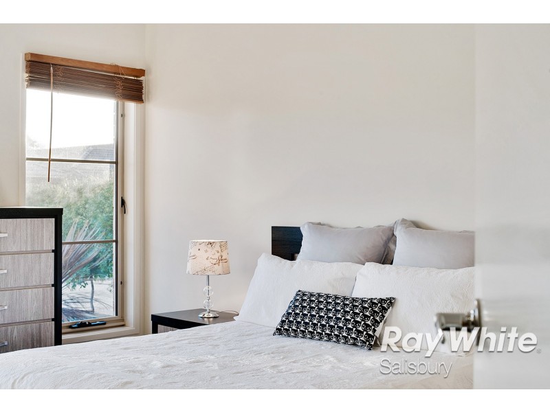 8 Xavier Place, Parafield Gardens SA 5107