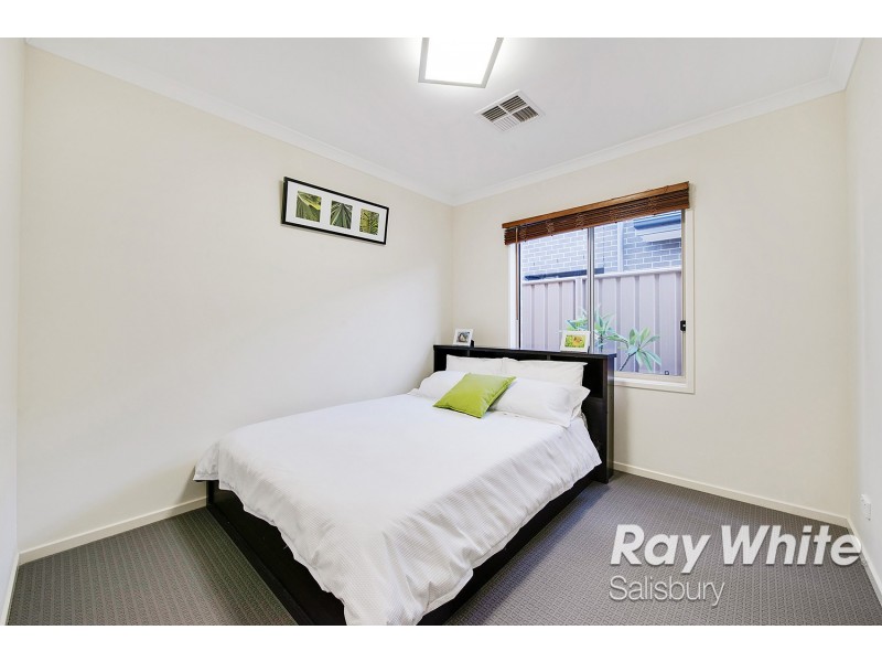 8 Xavier Place, Parafield Gardens SA 5107