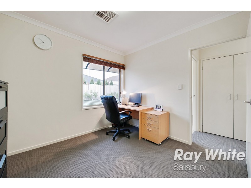 8 Xavier Place, Parafield Gardens SA 5107