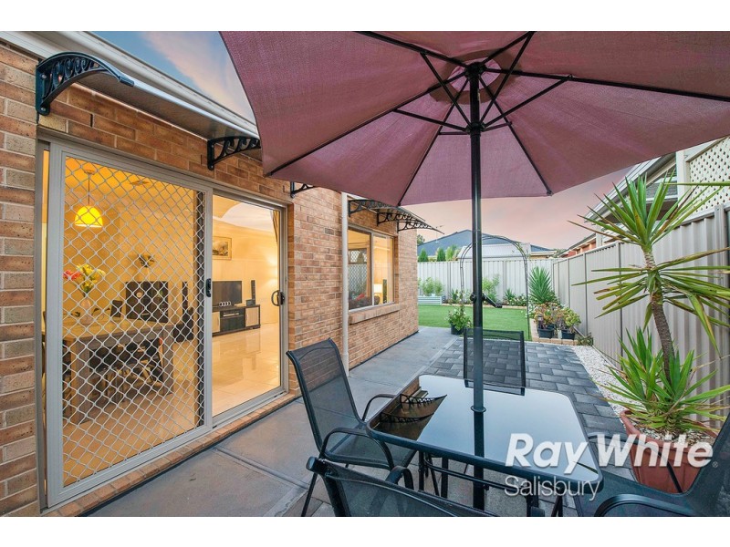 8 Xavier Place, Parafield Gardens SA 5107