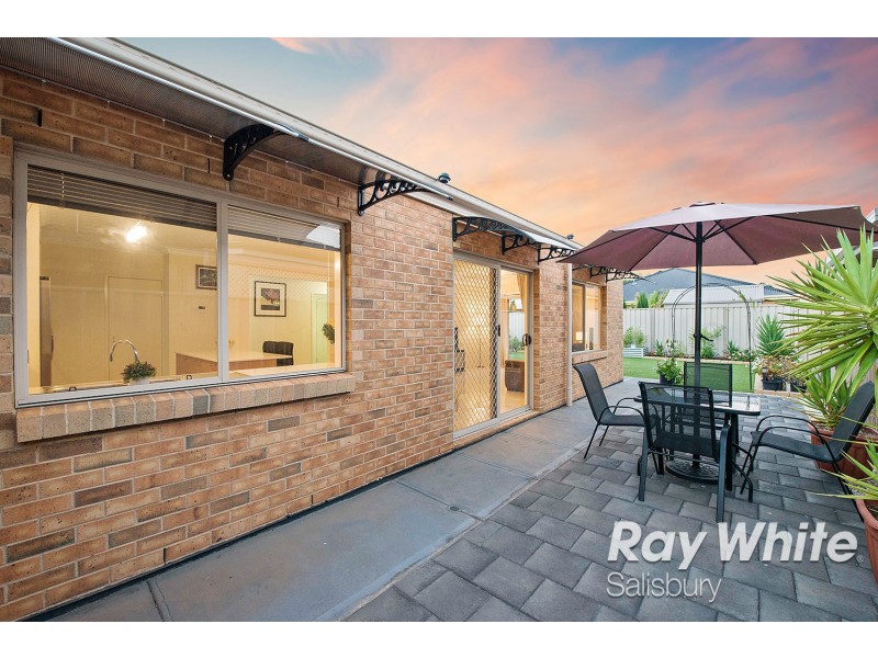 8 Xavier Place, Parafield Gardens SA 5107