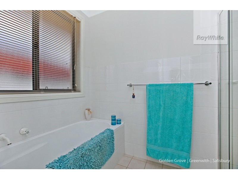 8C Peerless Road, Munno Para West SA 5115