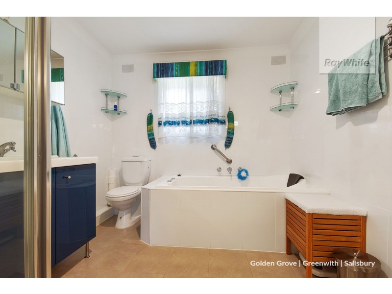 5 Inwood Road, Elizabeth East SA 5112