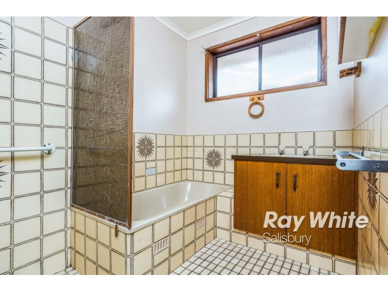 12 Cobby Drive, Modbury Heights SA 5092