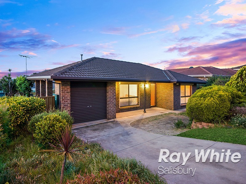 9 Jenolan Crescent, Hillbank SA 5112