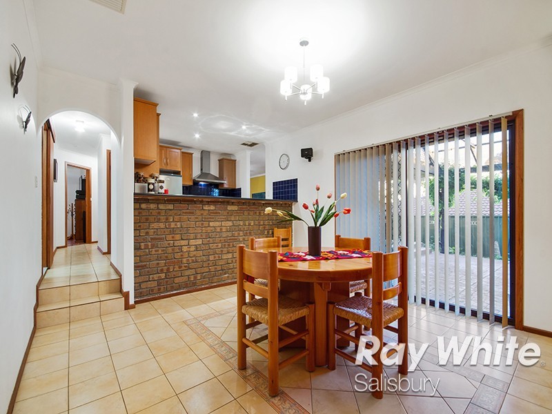 9 Jenolan Crescent, Hillbank SA 5112