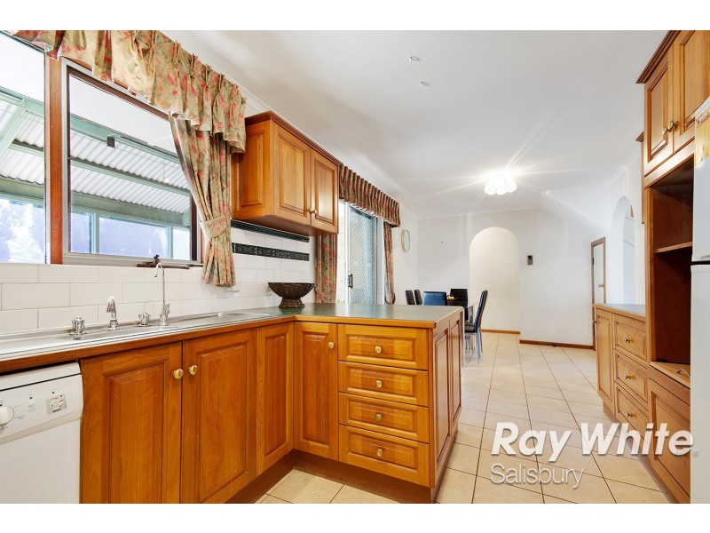 27 Norbury Drive, Salisbury Downs SA 5108