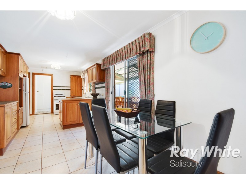 27 Norbury Drive, Salisbury Downs SA 5108