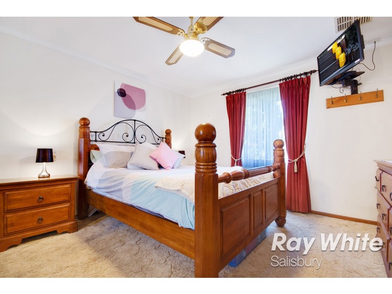 27 Norbury Drive, Salisbury Downs SA 5108